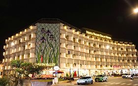 Khách Sạn Golf Valley